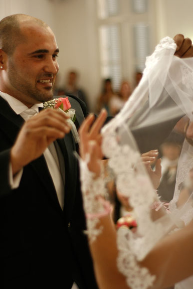 Photos du mariage à La Mairie de Saint Cyr